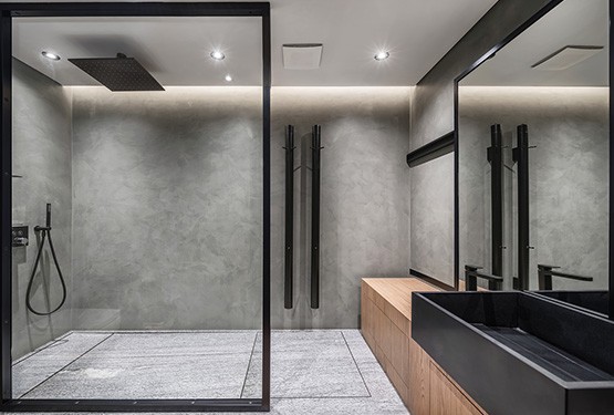Glass Partition In The Bathroom